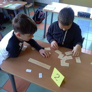 Światowy Dzień Tabliczki Mnożenia w klasie 4