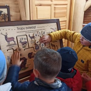 Klasy III na zajęciach w RDLP