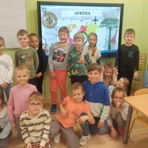 Z MAPĄ PRZEZ ŚWIAT - innowacja w klasie I a