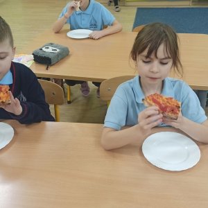 Dzień pizzy w klasie I