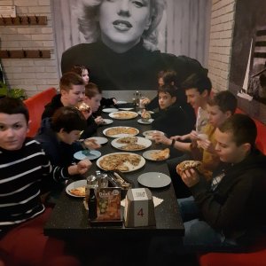 Dzień Kobiet w szóstej klasie.