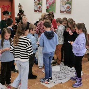 Mikołajkowe czytanie i zabawy z kodowaniem