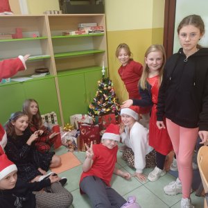 Mikołaj na szkolnym tournée!