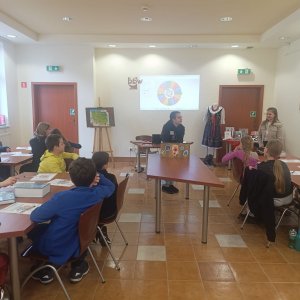 Uczniowie klasy V odwiedzili Pedagogiczną Bibliotekę Wojewódzką w Krośnie