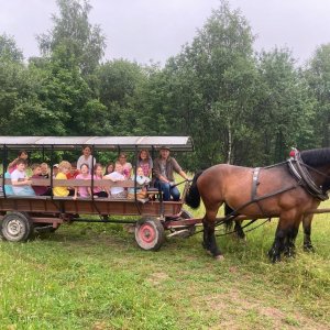 Klasy I i II odwiedziły Zagrodę Ekologiczną „Szmer”