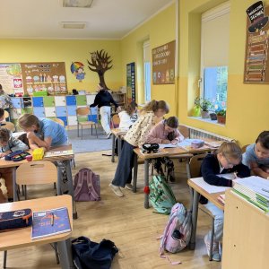 Running Dictation na lekcji języka angielskiego!