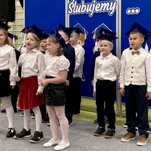 Uroczystość ślubowania uczniów klasy pierwszej